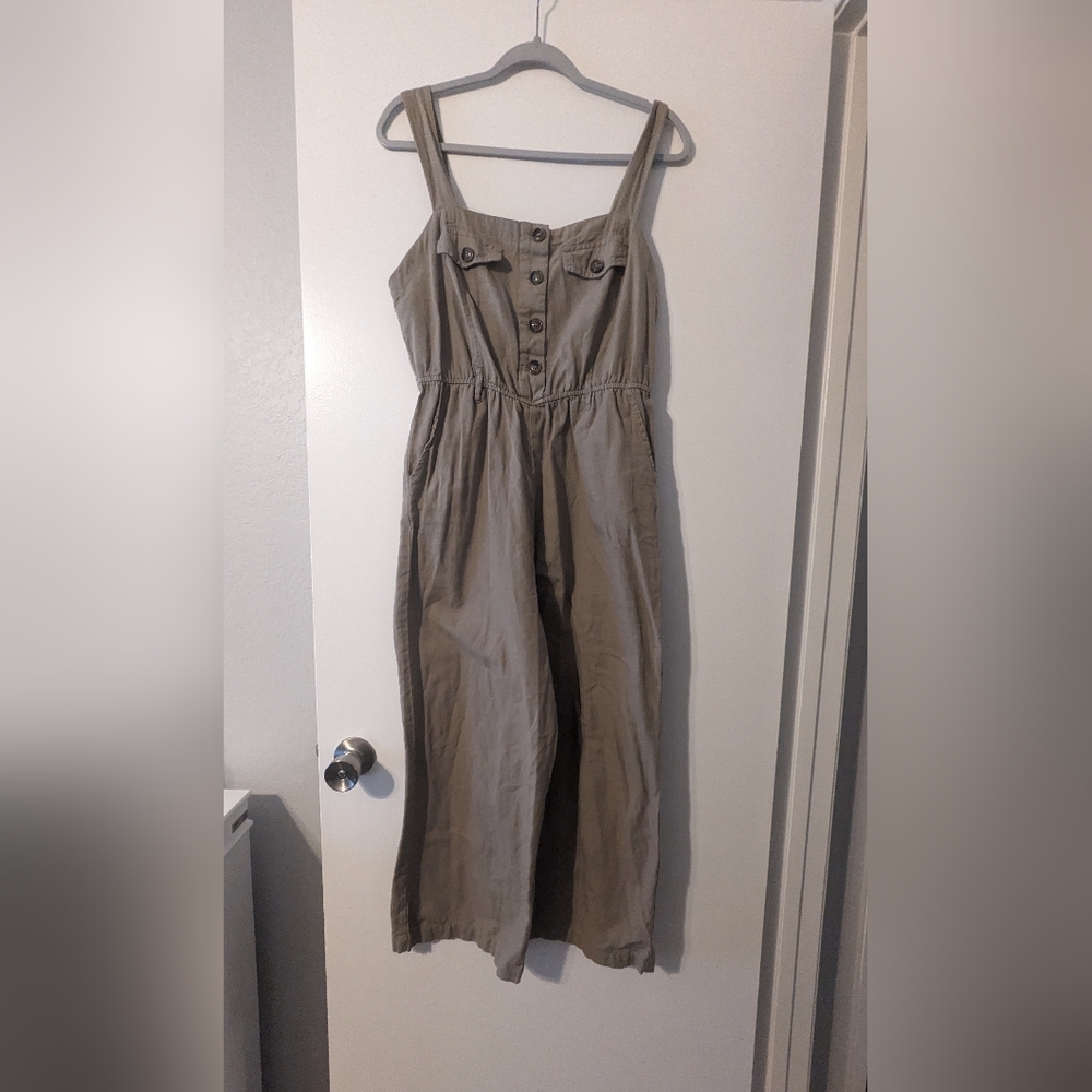 Olive Green linen jumpsuit, size L